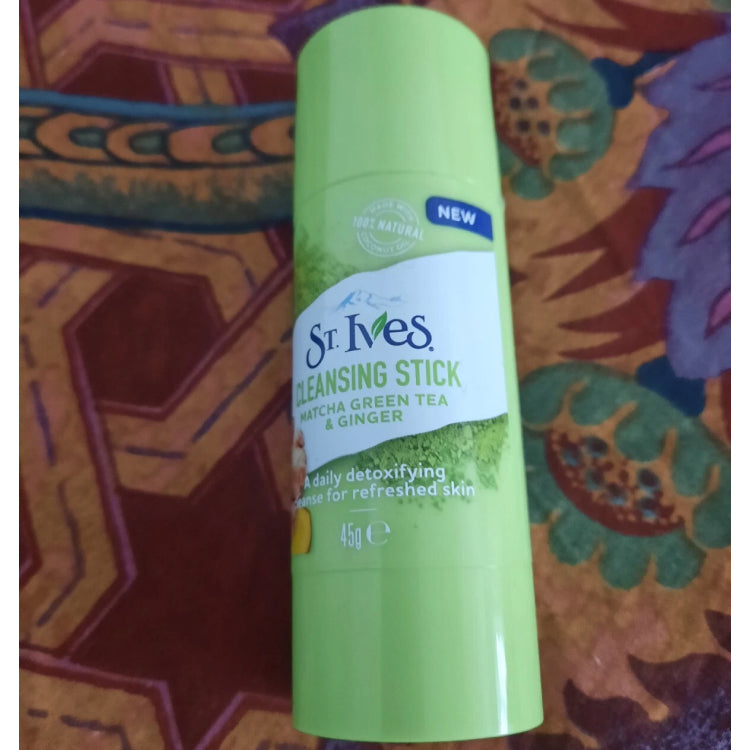 ST IVES 45G CLEANSING STICK MATCHA GREEN TEA AND GIN