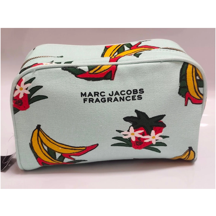 MARC JACOBS POUCH